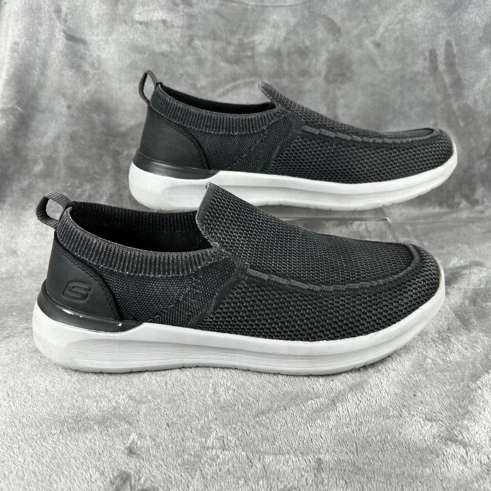 Skechers Relaxed Fit Mens 9.5 Wide Charcoal Gray Mesh Slip On Sneakers 210275W
